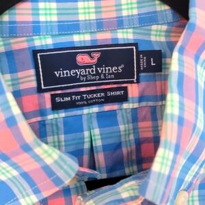 Vineyard Vines slim fit tucker shirt, button down plaid size large